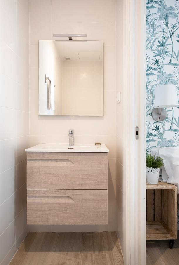 Urban Suites Sitges Apartments Ngoại thất bức ảnh